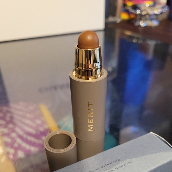 Merit - Picture 3 of 5